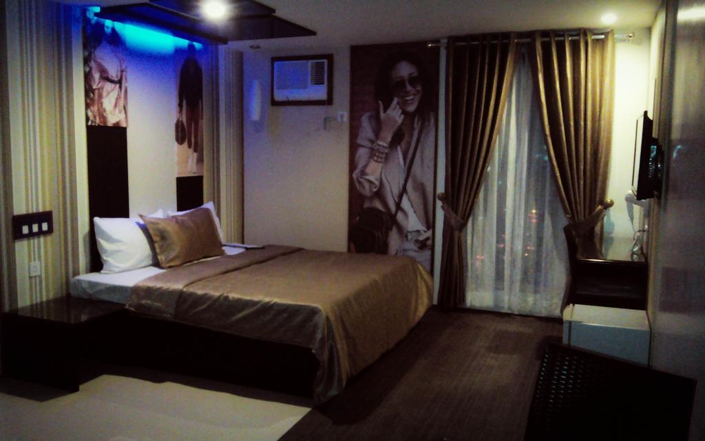 Icon Hotel North Edsa Quezon City Room photo
