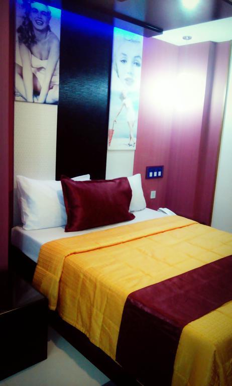 Icon Hotel North Edsa Quezon City Room photo