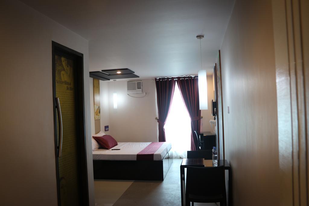 Icon Hotel North Edsa Quezon City Room photo