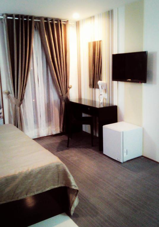 Icon Hotel North Edsa Quezon City Room photo