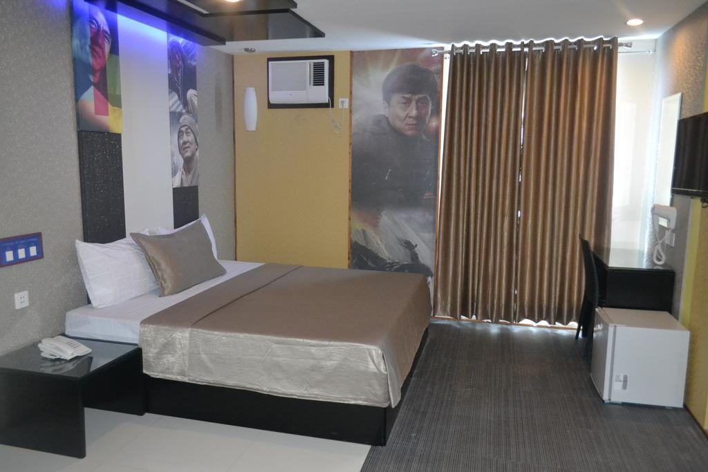 Icon Hotel North Edsa Quezon City Room photo